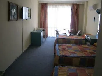 Hotel Oencuel Beach Hotel