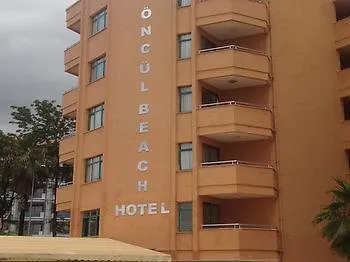 酒店 Oencuel 阿拉尼亚